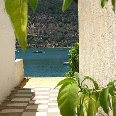 Piratis Yénion